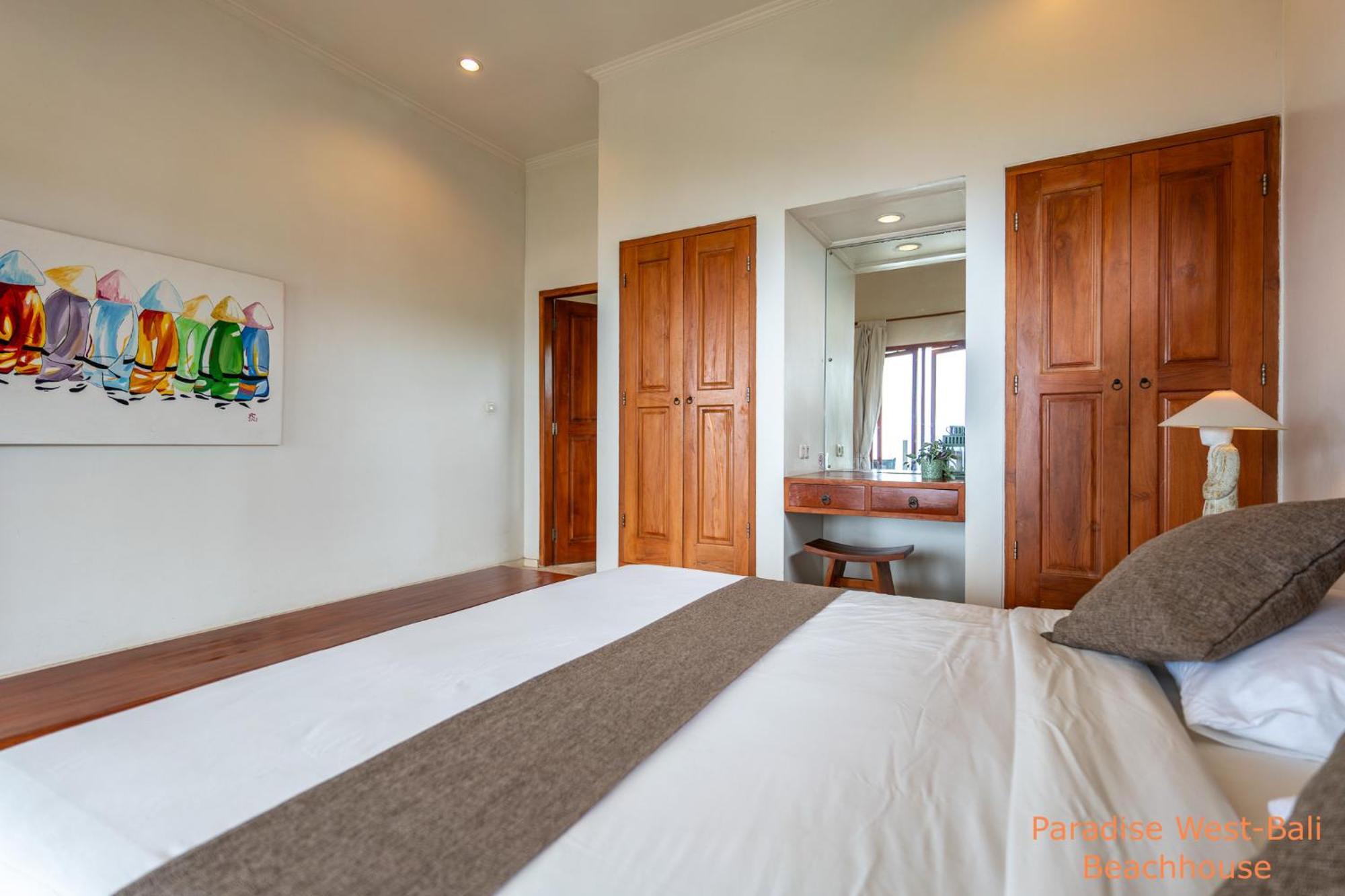 Paradise West-Bali Palasari Bilik gambar