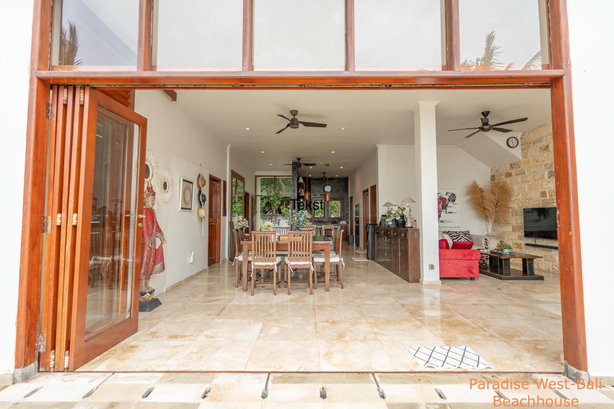 Paradise West-Bali Palasari Bilik gambar